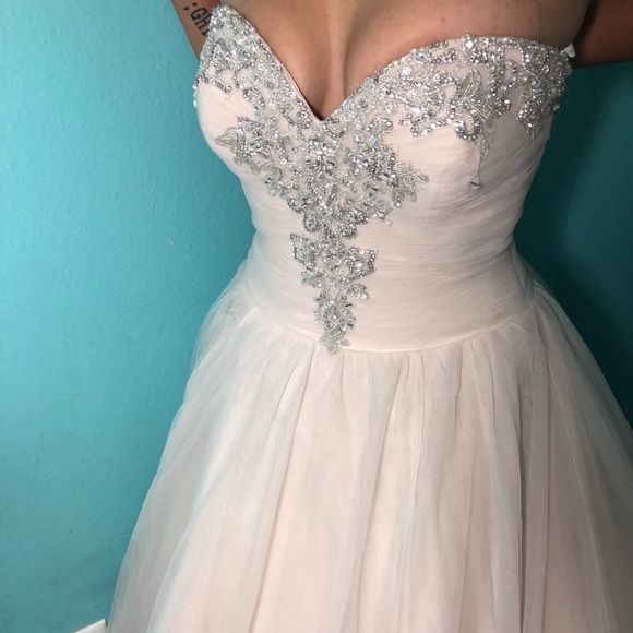 Wedding Gown - Picture 2 of 3